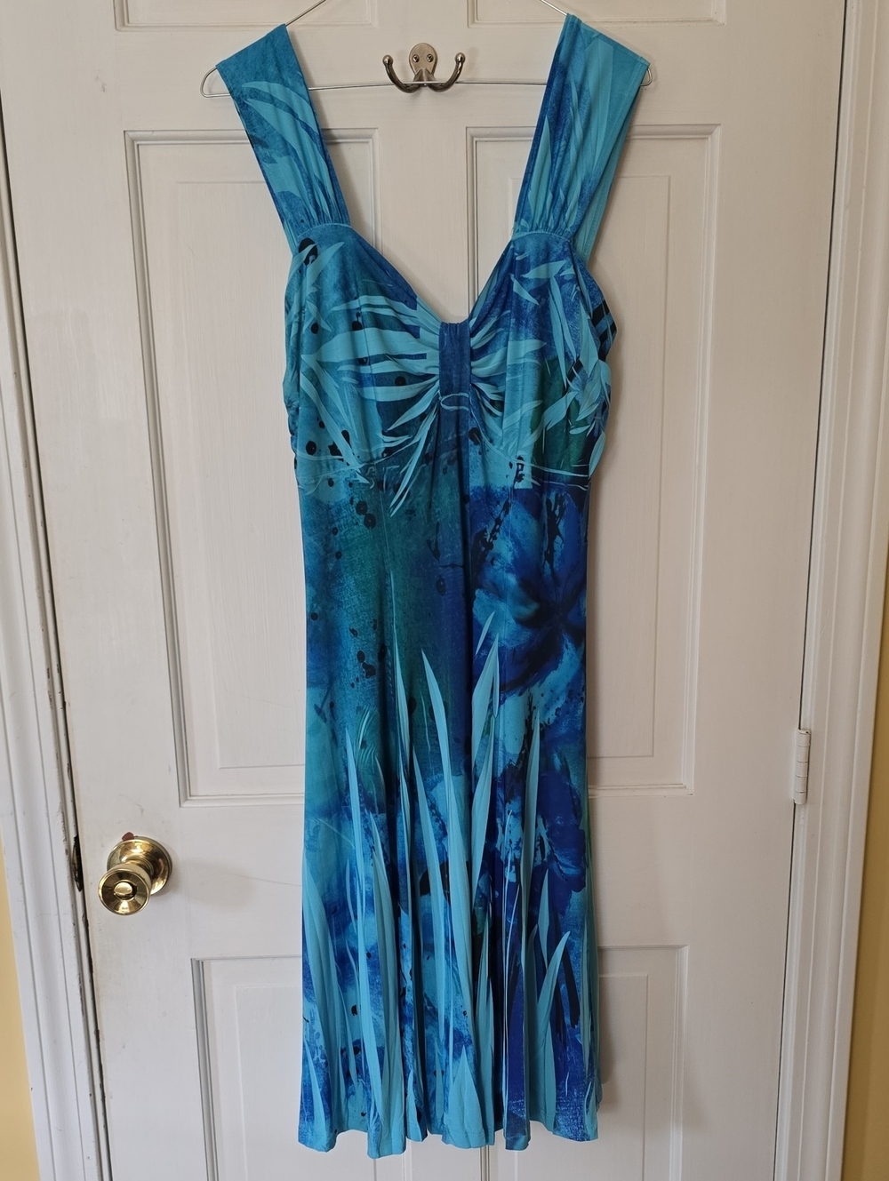Sleeveless Blue Tropical Print Sundress